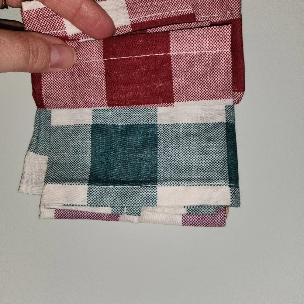 The Pioneer Woman Charming Check Polyester Cotton Set of 4 Washable Napkins - Picture 3 of 8